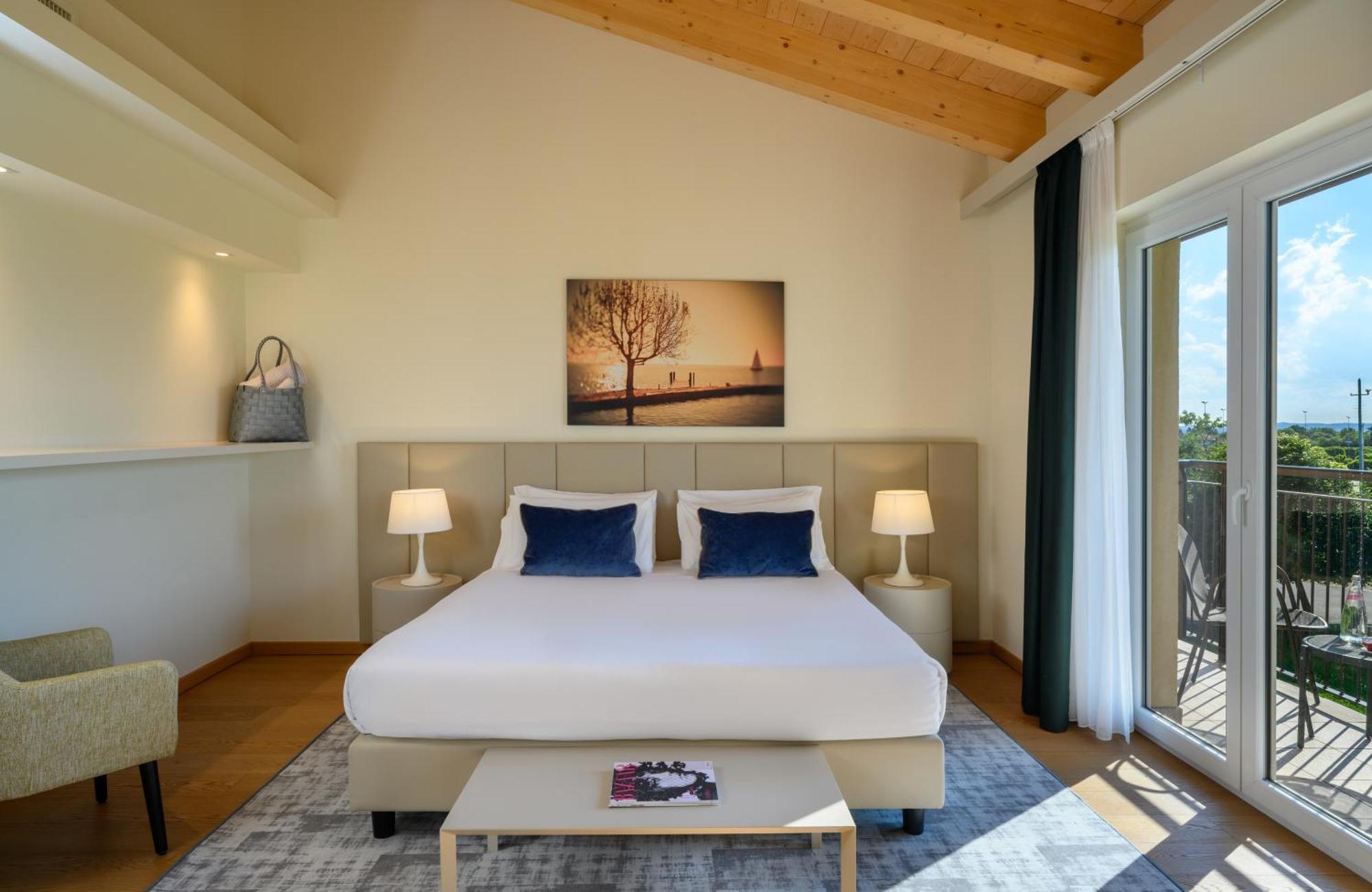 Leonardo Hotel Lago Di Garda - Wellness And Spa Лацизе Екстериор снимка